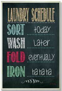 Is this your laundry schedule? Chalkboard wall plaque, and additional laundry room decor ideas {featured on Home Storage Solutions 101}