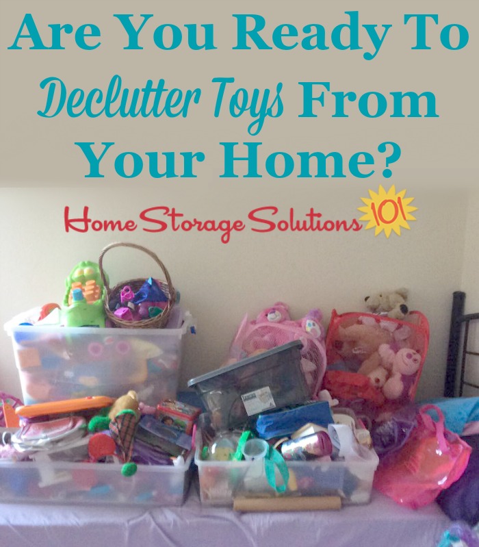 Are you ready to declutter excess toys from your home? If so, here are tips for decluttering toys and games {on Home Storage Solutions 101}