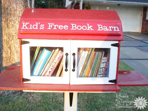 Use a Little Free Library to donate books, especially children's books, when #decluttering, to help someone else while also getting them out of your home. Plus 13 other places to donate used books {featured on #HomeStorageSolutions101} #DonateBooks