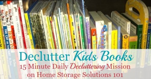 How to #declutter kids books in your home, including criteria to help you decide which books to keep and which to get rid of {on Home Storage Solutions 101} #Declutter365 #Decluttering