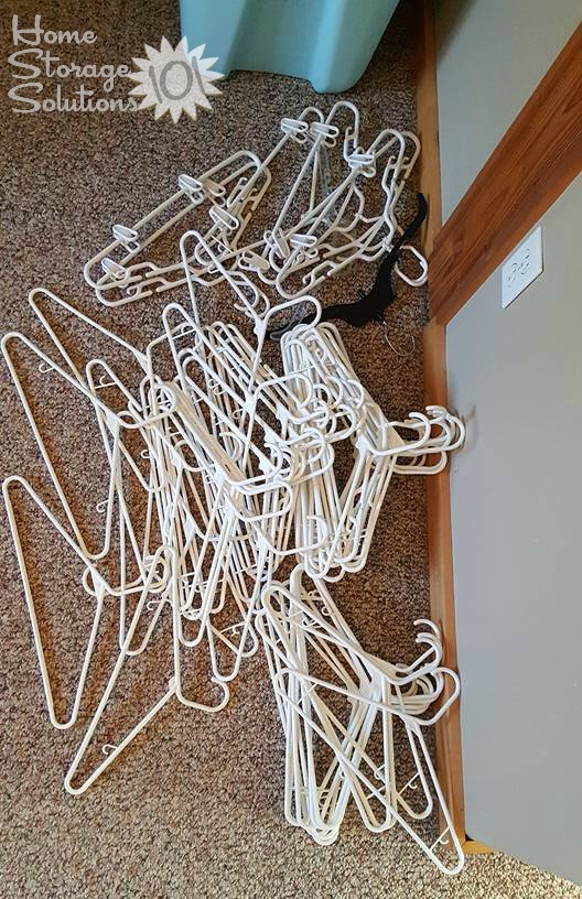 Once you get rid of clothing clutter you can also get rid of hanger clutter like Sara did as part of the #Declutter365 missions on Home Storage Solutions 101