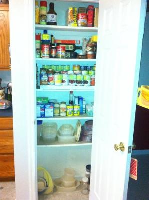 Small pantry after:)