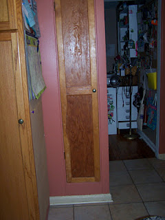 Spice cabinet - with door closed