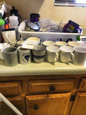 Trendy Ceramic Mug – Decluttered Homes